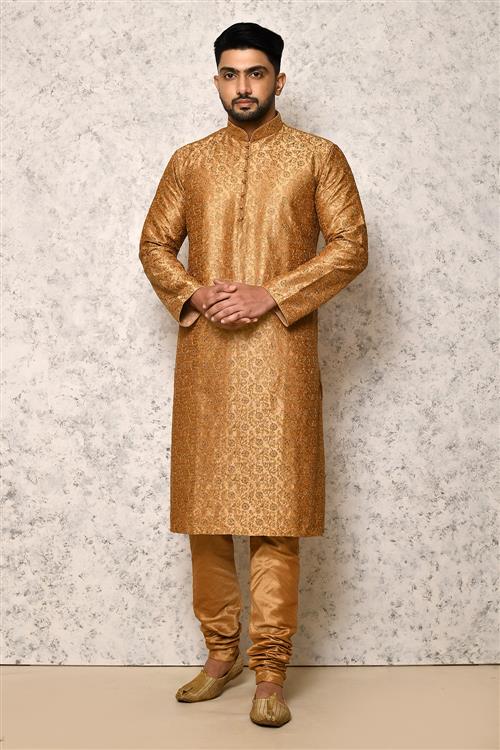 https://media.vinhemfashion.com/Images/RajsahiVol5BVLS417SG7MA1O53I/image/designer